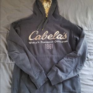 Cabelas Sweatshirt